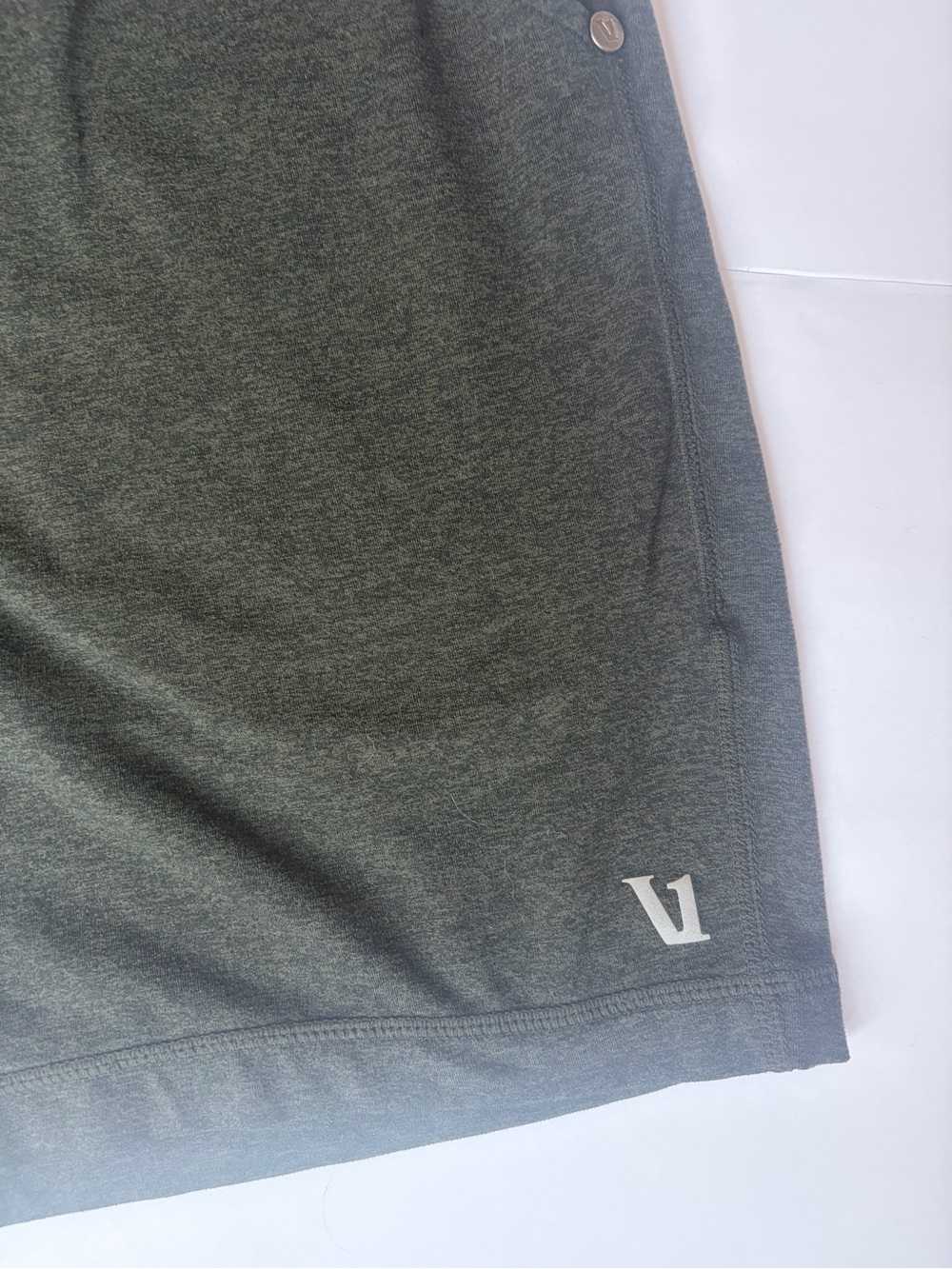 Vuori Ponto Performance Shorts Men's Medium Heathered Oregano DreamKnit Lounge - Picture 2 of 6